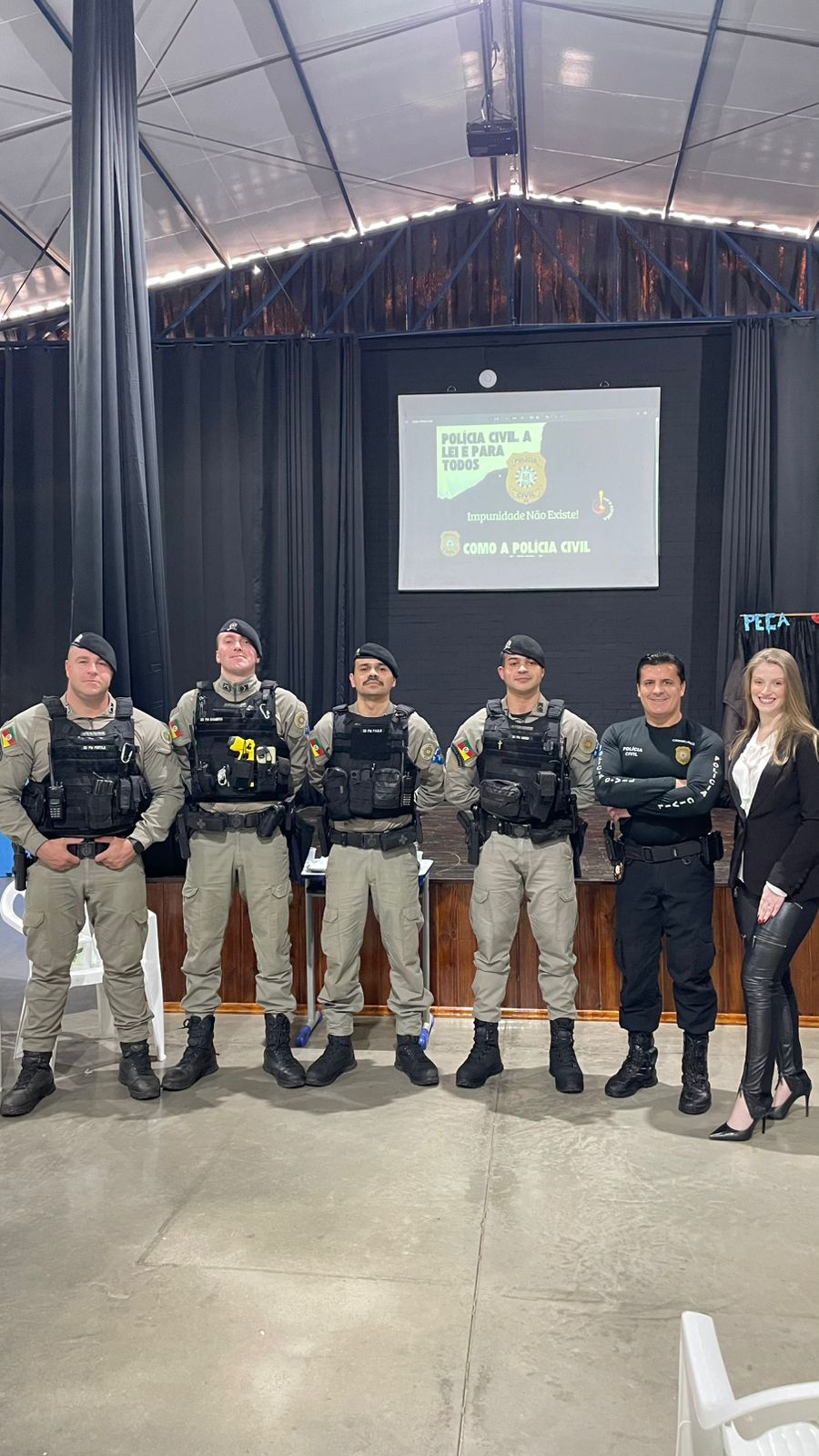 Polícia Civil, Brigada Militar e Advogada realizam palestra sobre segurança na APAE de Vacaria